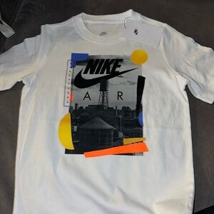Nike Short Sleeve Shirt